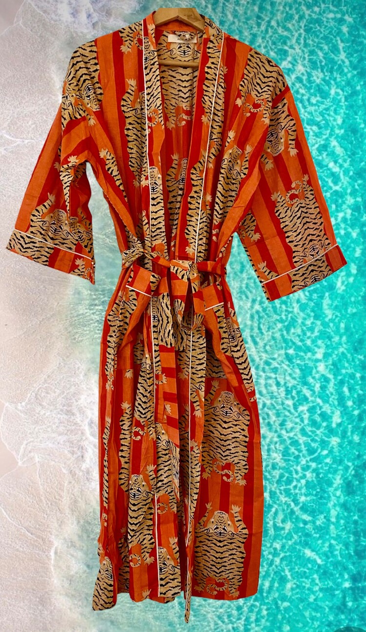 Pink tiger 100% cotton bathrobe