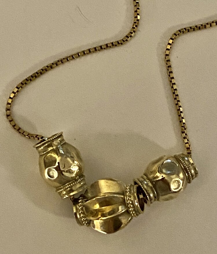 ed bold large bead India massive 14 crt gold