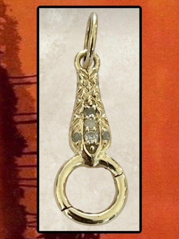 Sparkly diamond snake charm holder 14 crt