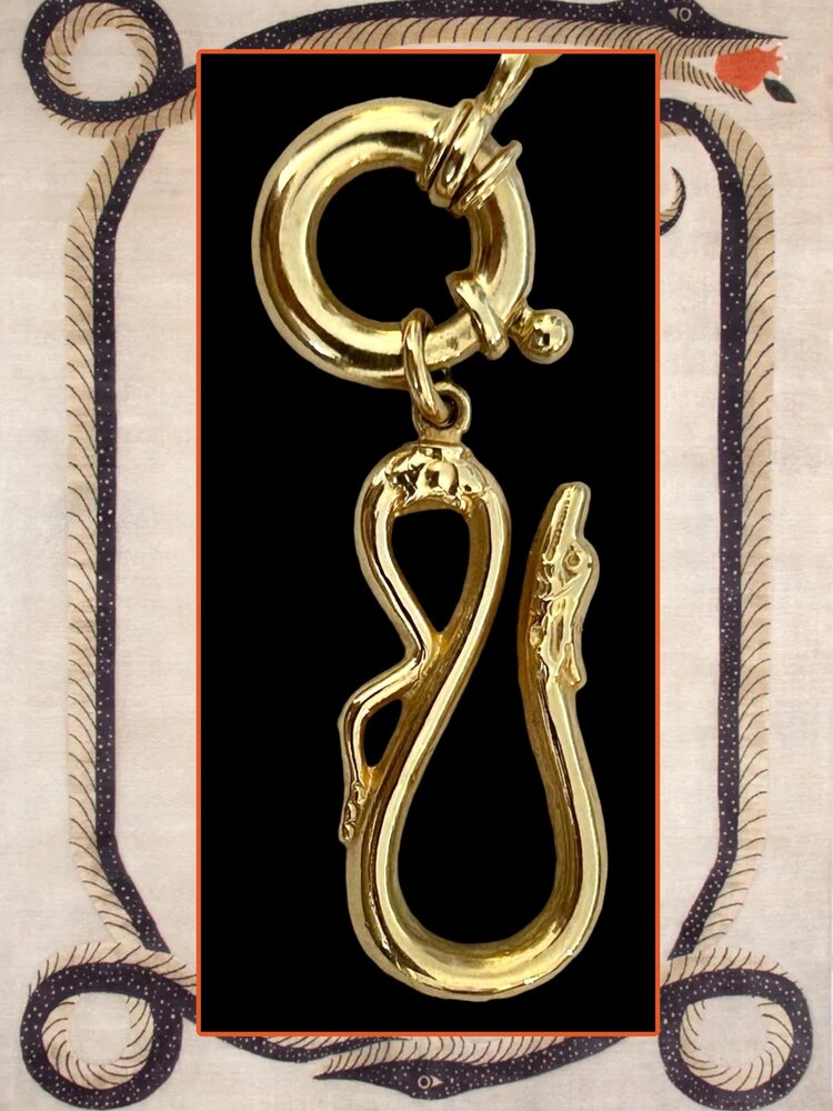 Chunky snake necklace connector