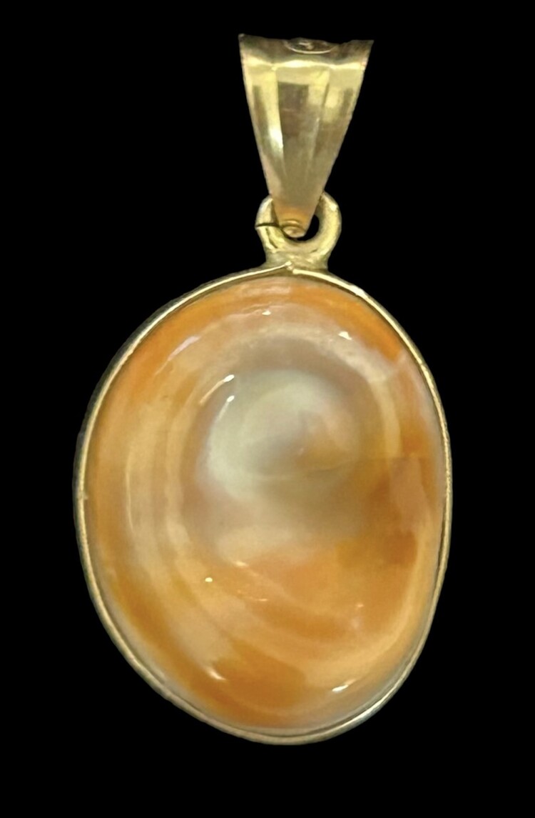 Shiva eye protection charm 14 crt gold setting