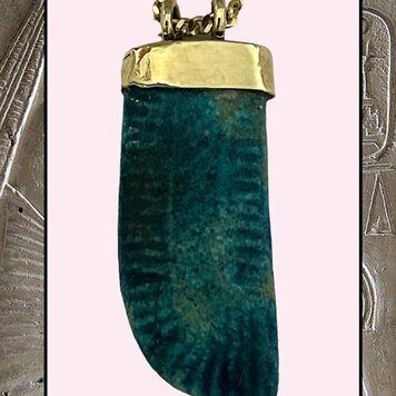 Faience amulet Egypt very old in 14 crt gold setting