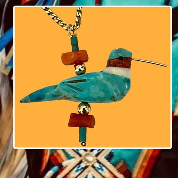 Hummingbird turquoise charm 14 crt gold details