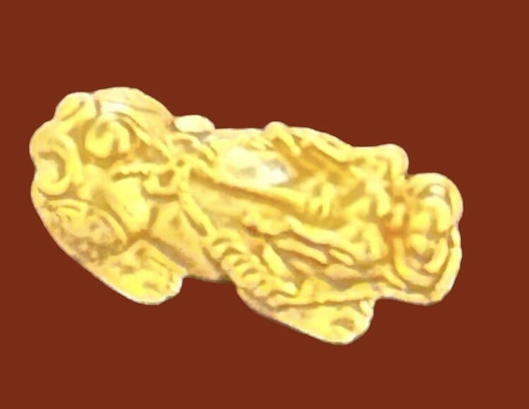 Protect your magiv dragon necklace 22crt Quartz and 14 crt gold details