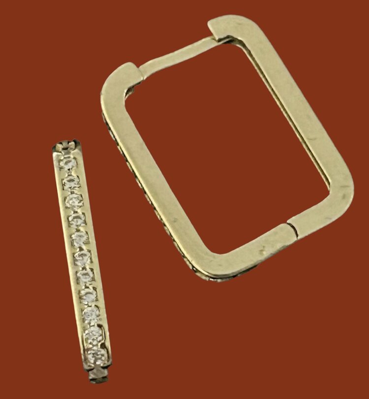 Sparkly rectangular hoops 14 crt