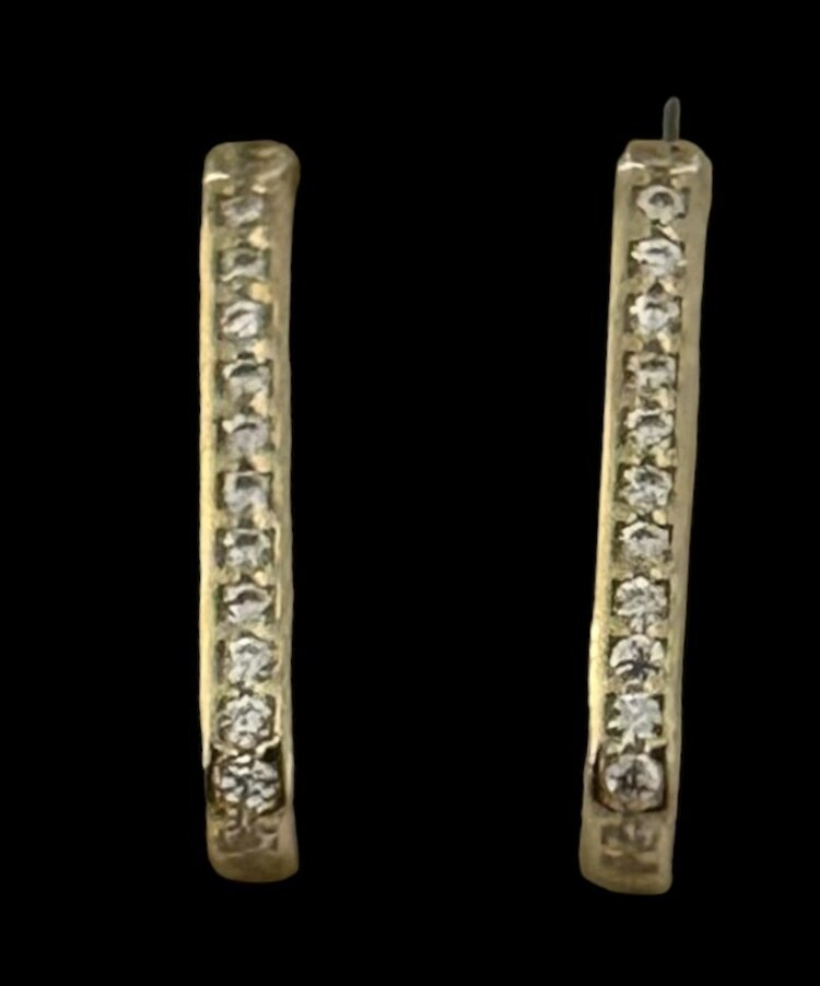 Sparkly rectangular hoops 14 crt