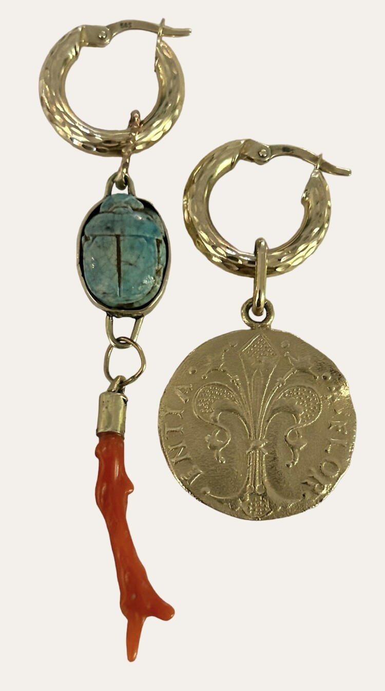 Scarab Coral charm 14 crt