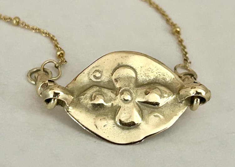 Magical flower connector massive 14 crt gold