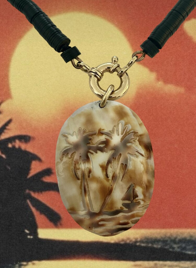 Black coconut disc necklace carved shell 14 crt details