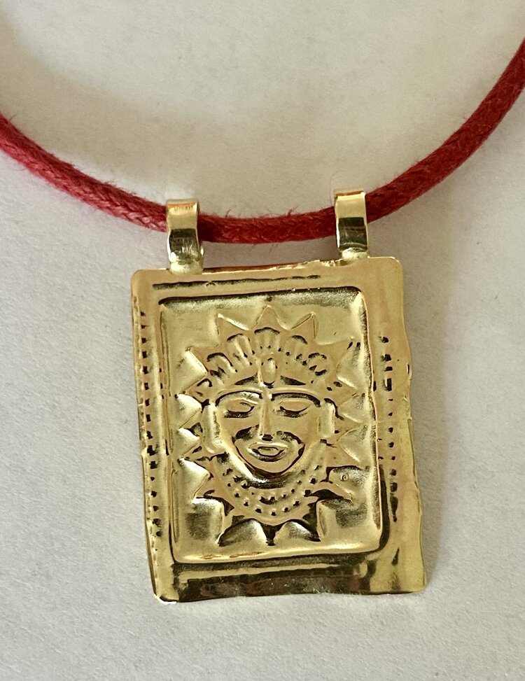 Sungod RAVI plaque massive 14 crt gold