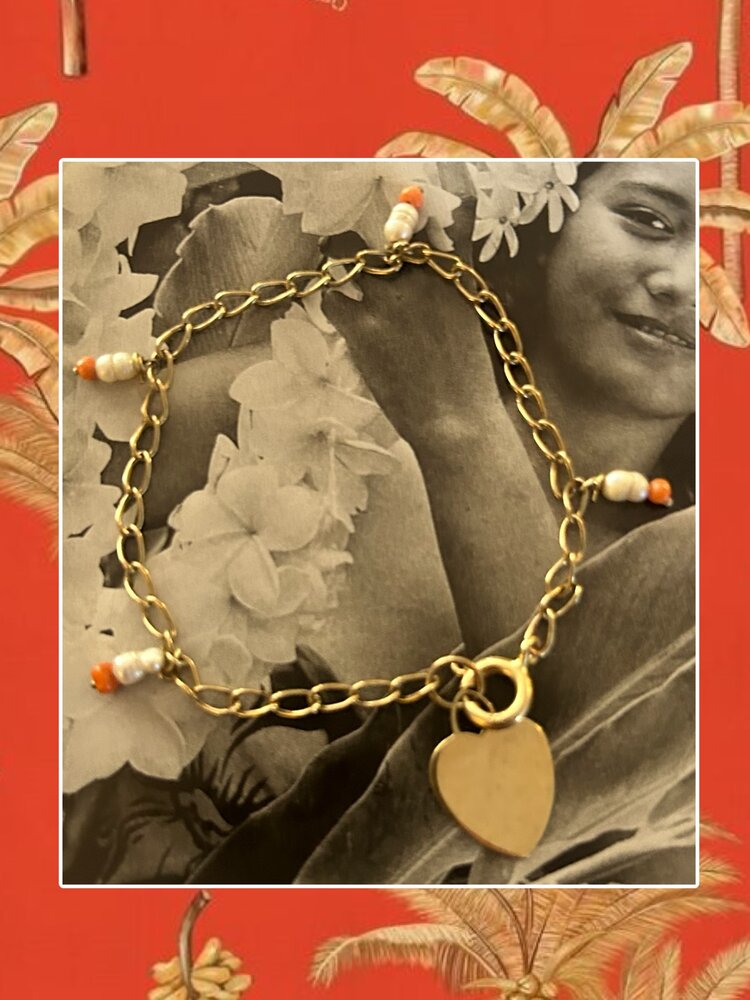 Coral pearl heart  bracelet 14 crt