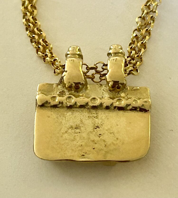 Square handcasted Indian plaque massive 14 crt