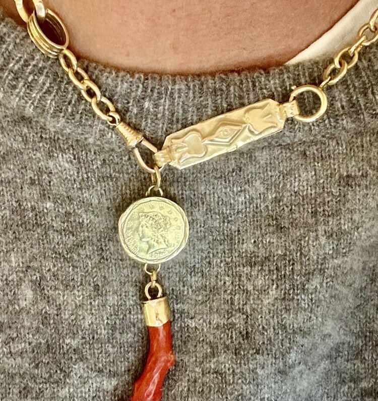 Massive 14 crt rectangular amulet