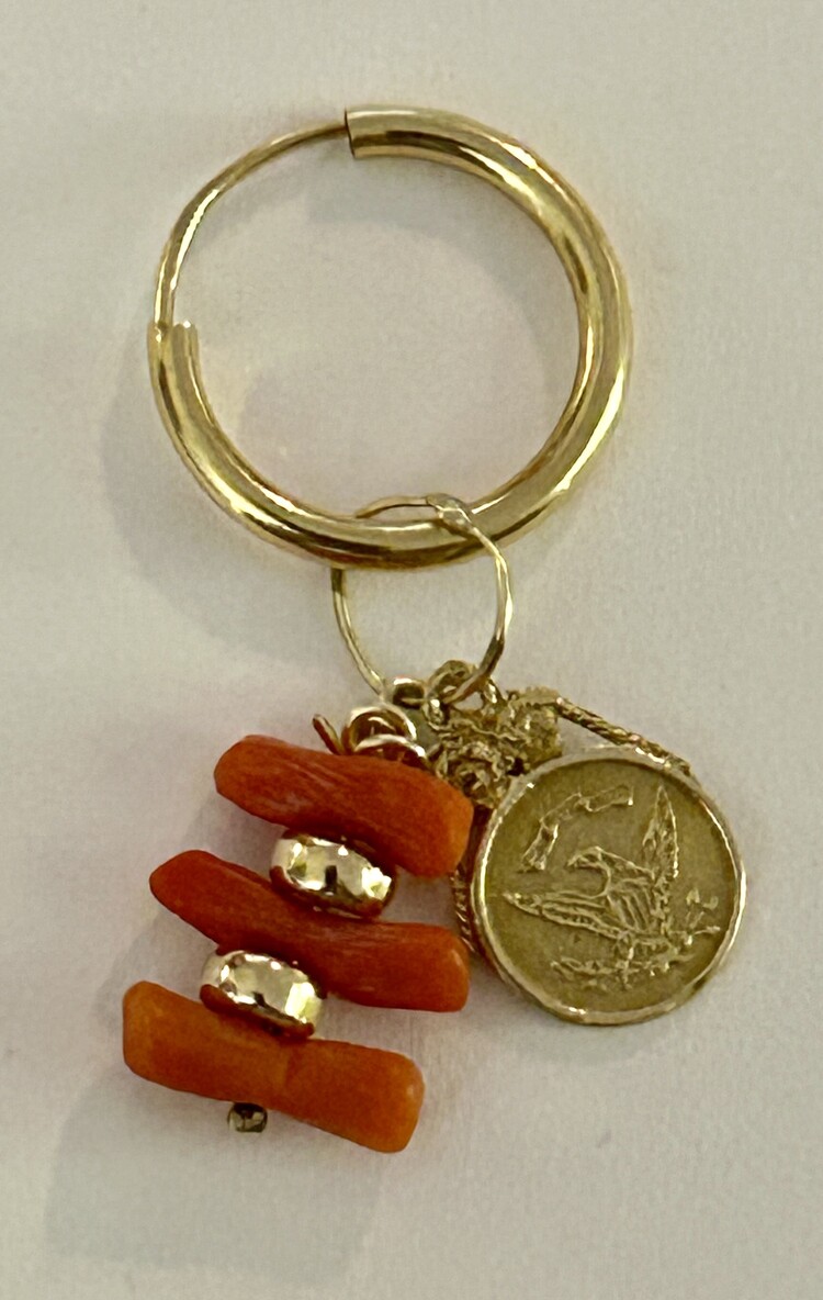 Coral branch eagle coin charm 14 crt gold