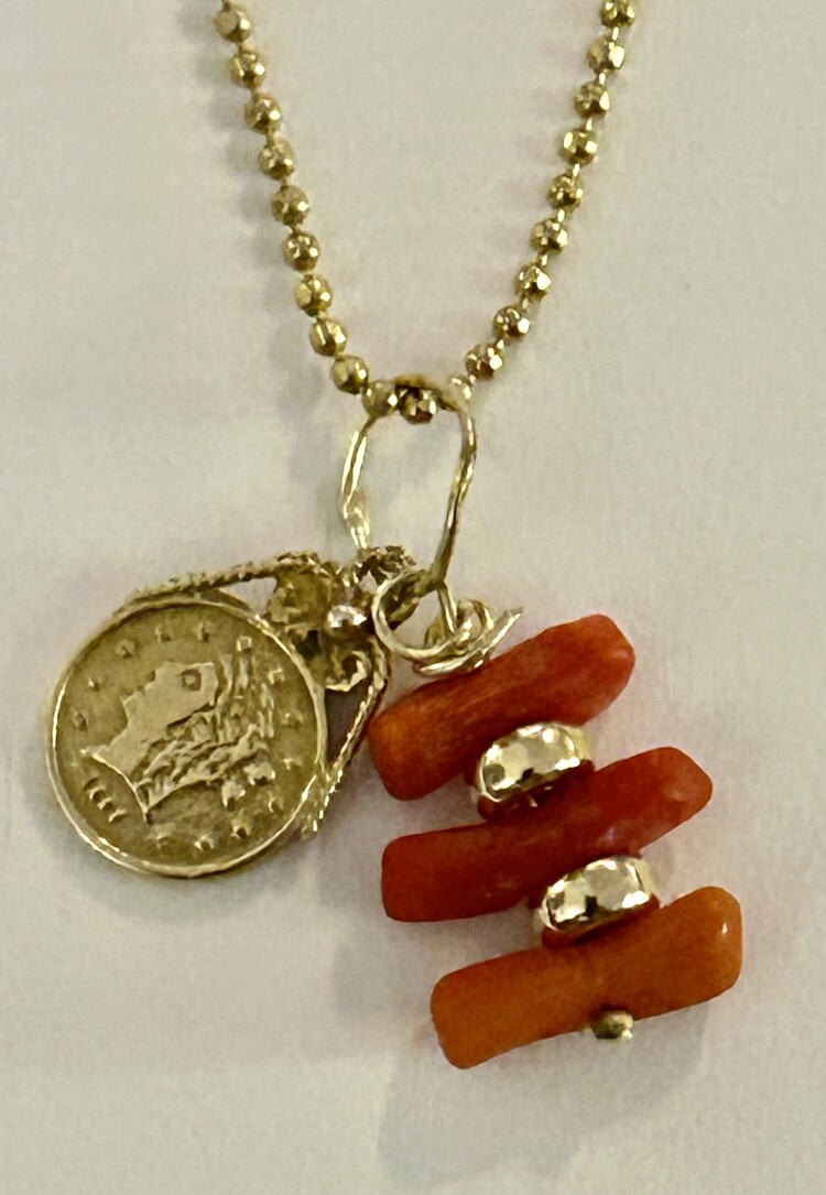 Coral branch eagle coin charm 14 crt gold