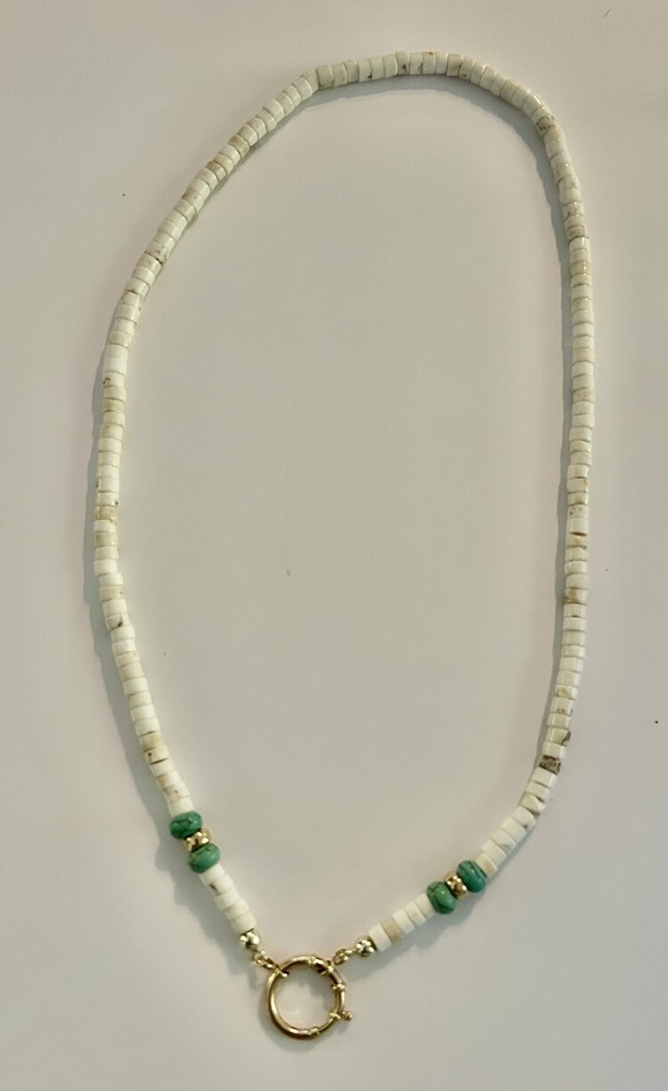 Pukka shell beaded necklace with Turquoise and massive 14 crt gold lock