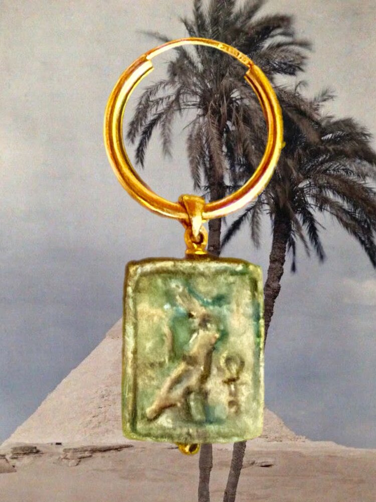 Old faience amulet Egypte 14 crt charm
