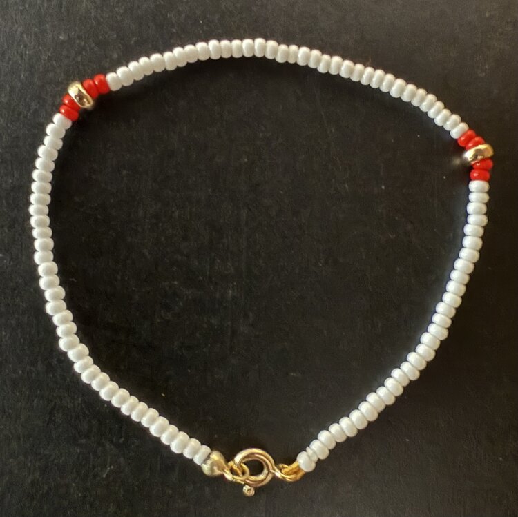 Masaai bracelet 14crt gold lock and beads
