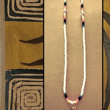 Masai beaded necklace 14 crt gold lock and beads