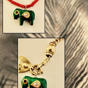 Malachite magic totem charm 18 crt