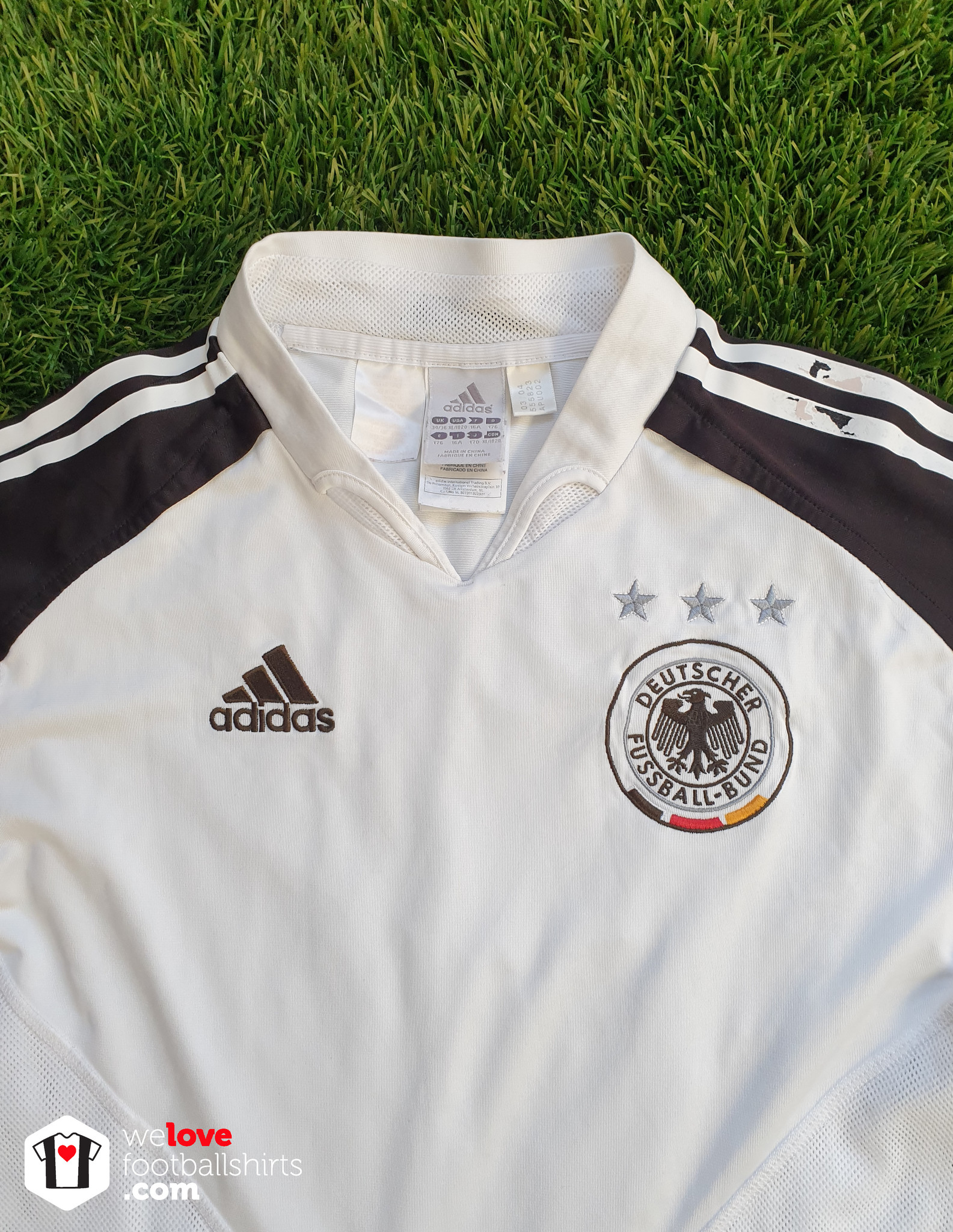 Volverse Ubicación proteger Adidas football shirt Germany EURO 2004 - Welovefootballshirts.com
