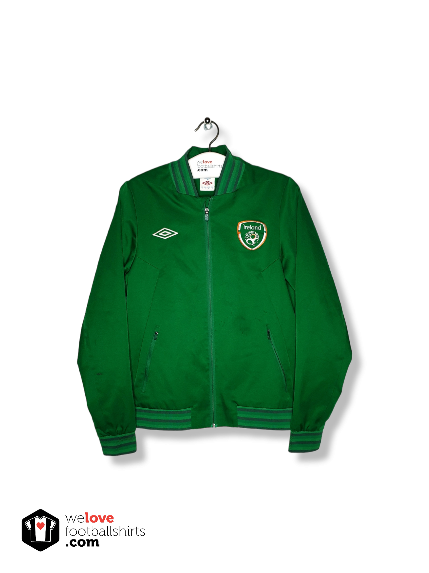 Umbro track jacket Ireland 00s - WeLoveFootballShirts.com Umbro track jacket Ireland 00s - WeLoveFootballShirts.com