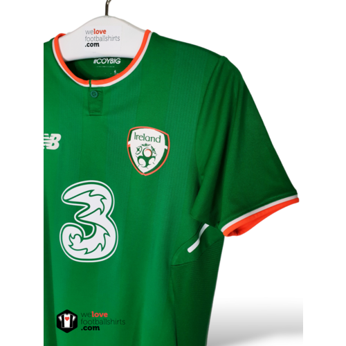 New Balance Original New Balance Football Shirt Ireland 2017