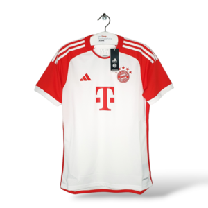 Adidas Bayern München (M) *BNWT Adidas Bayern München (M) *BNWT