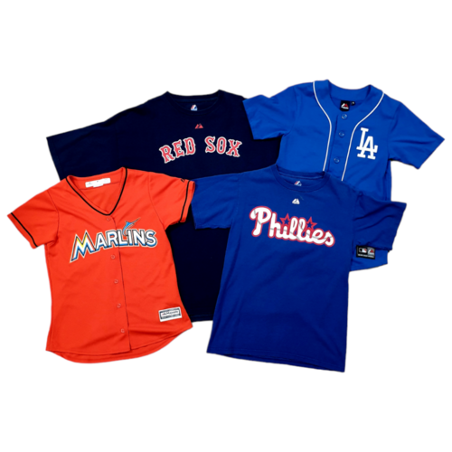 A wide range of vintage MLB Baseball shirts