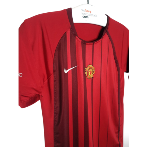 Nike Original retro vintage football shirt Manchester United 2005/06