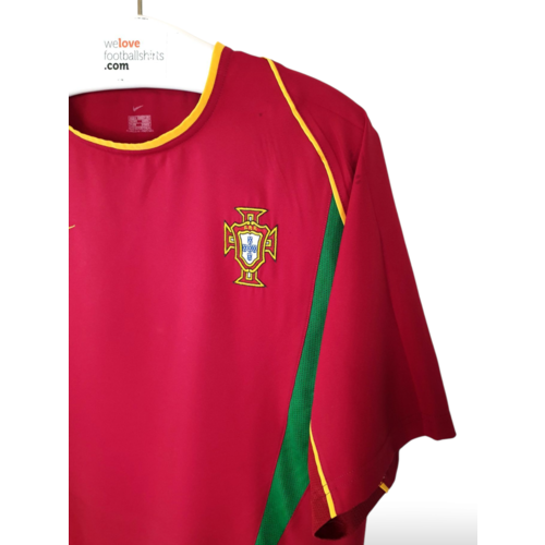 Nike Original retro vintage football shirt Portugal World Cup 2002