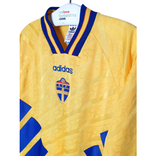 Adidas Original Adidas Match-Issue/ Matchworn football shirt Sweden 1994/96