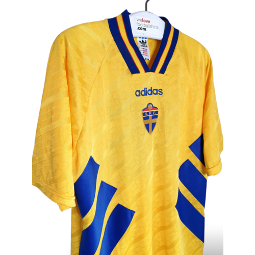 Adidas Original Adidas Match-Issue/ Matchworn football shirt Sweden 1994/96