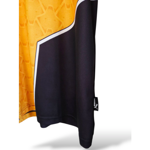 Puma Original retro vintage football shirt Wolverhampton Wanderers F.C. 1996/98 Puma Original retro vintage football shirt Wolverhampton Wanderers F.C. 1996/98