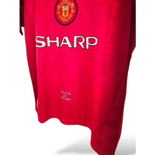 Umbro Original retro vintage football shirt Manchester United 1996/98