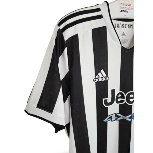 Adidas Original retro vintage football shirt Juventus 2021/22
