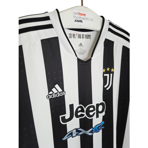 Adidas Original retro vintage football shirt Juventus 2021/22