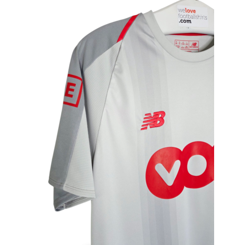 New Balance Originelles Retro-Vintage-Fußballtrikot Standard de Liège 2018/19
