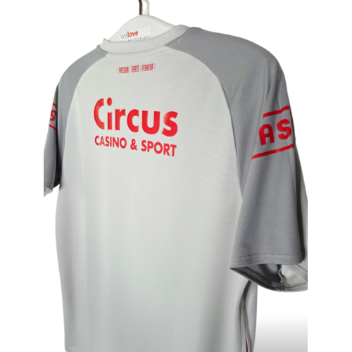 New Balance Originelles Retro-Vintage-Fußballtrikot Standard de Liège 2018/19