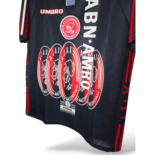 Umbro Origineel retro vintage voetbalshirt AFC Ajax 1997/98 Umbro Origineel retro vintage voetbalshirt AFC Ajax 1997/98