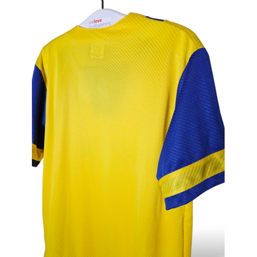 Umbro Original retro vintage football shirt Parma Calcio 1913 1993/95 Umbro Original retro vintage football shirt Parma Calcio 1913 1993/95