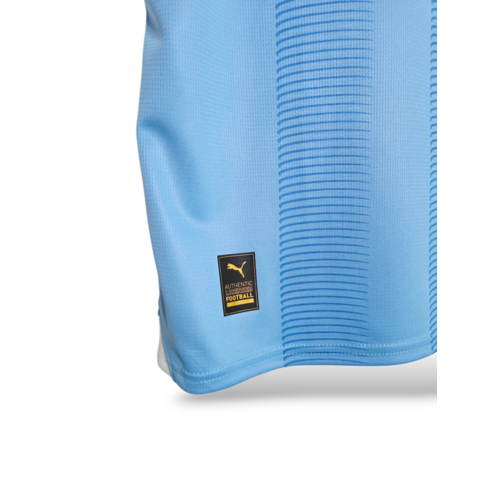 Puma Original retro vintage football shirt Manchester City 2023/24