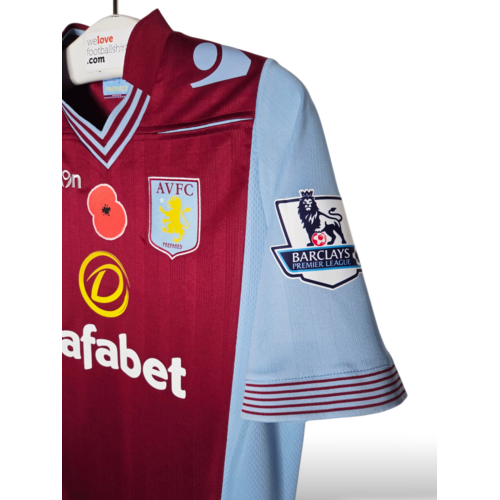 Macron Original Macron-Spielertrikot von Aston Villa aus der Saison 2013/14, getragen und signiert Macron Original Macron-Spielertrikot von Aston Villa aus der Saison 2013/14, getragen und signiert