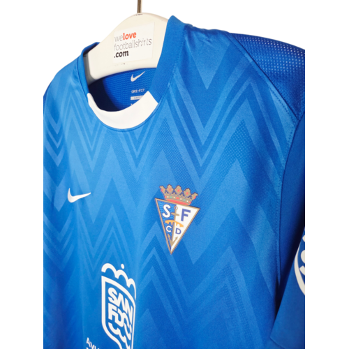 Nike Origineel retro vintage voetbalshirt San Fernando CD 2024/25 Nike Origineel retro vintage voetbalshirt San Fernando CD 2024/25