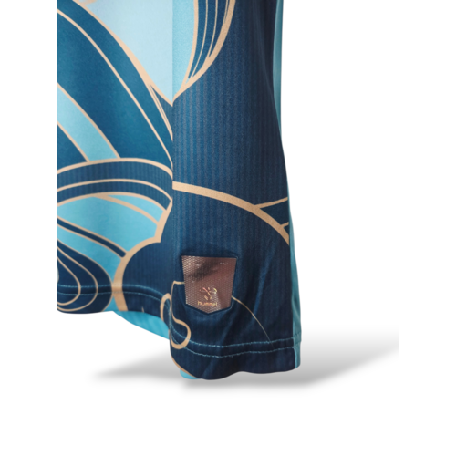 Hummel Original retro vintage football shirt Southampton F.C. 2022/23