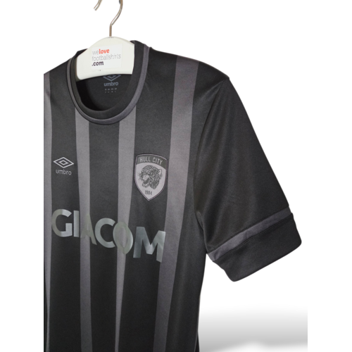 Umbro Original retro vintage football shirt Hull City 2021/22