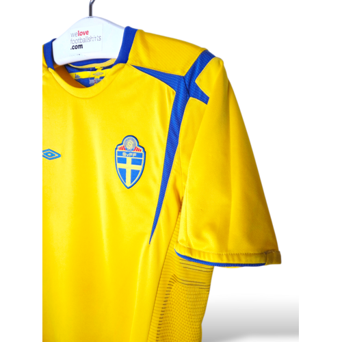 Umbro Origineel retro vintage voetbalshirt Zweden 2005/06