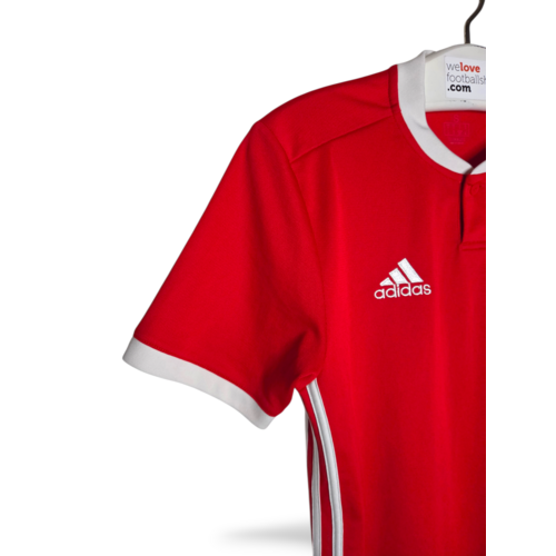 Adidas Original retro vintage football shirt Wales 2017/18 Adidas Original retro vintage football shirt Wales 2017/18