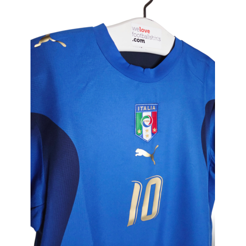 Original retro vintage football shirt Italy World Cup 2006