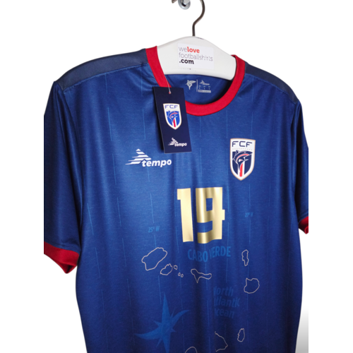 Tempo Origineel retro vintage voetbalshirt Kaapverdië 2024